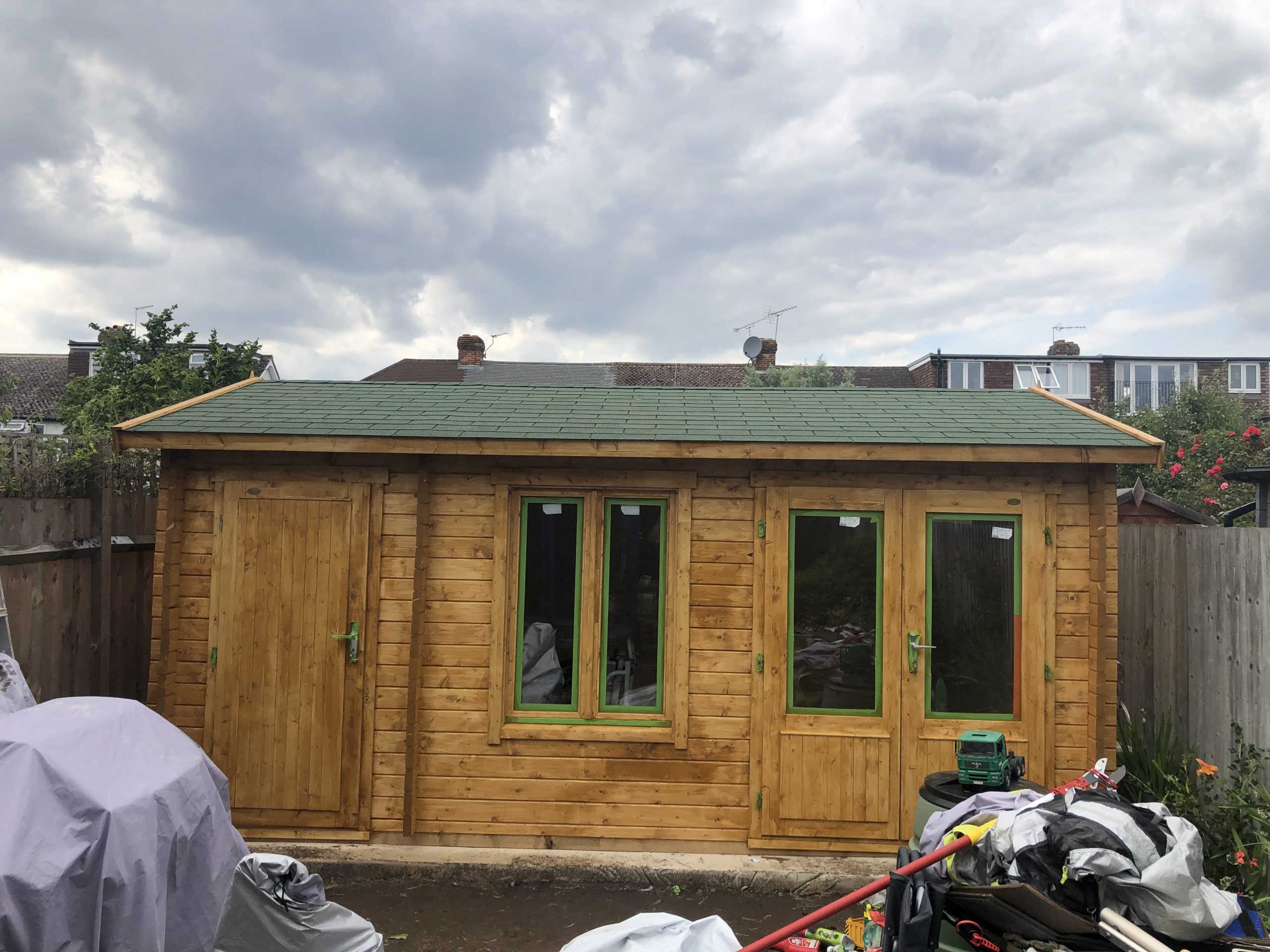 Garden office Kingston Upon Thames (1)
