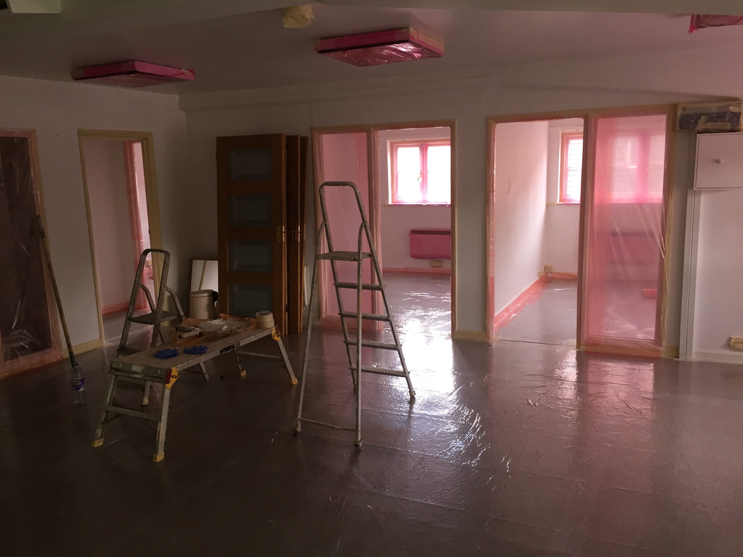 Office decorating Godalming (1)
